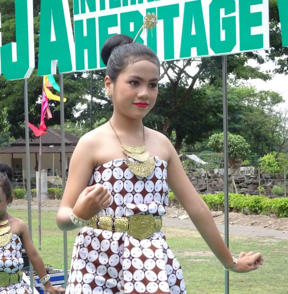 JogjaHeritageDancer